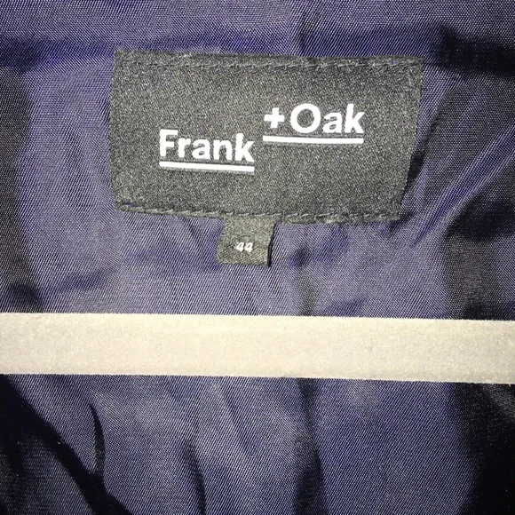 Frank + Oak - Picture 2 of 9